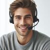 Klantenservice persoon met een headset